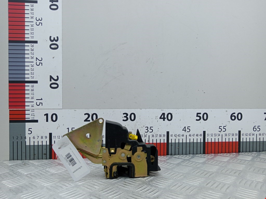 Замок двери передней правой MITSUBISHI Space Star 1999-2006