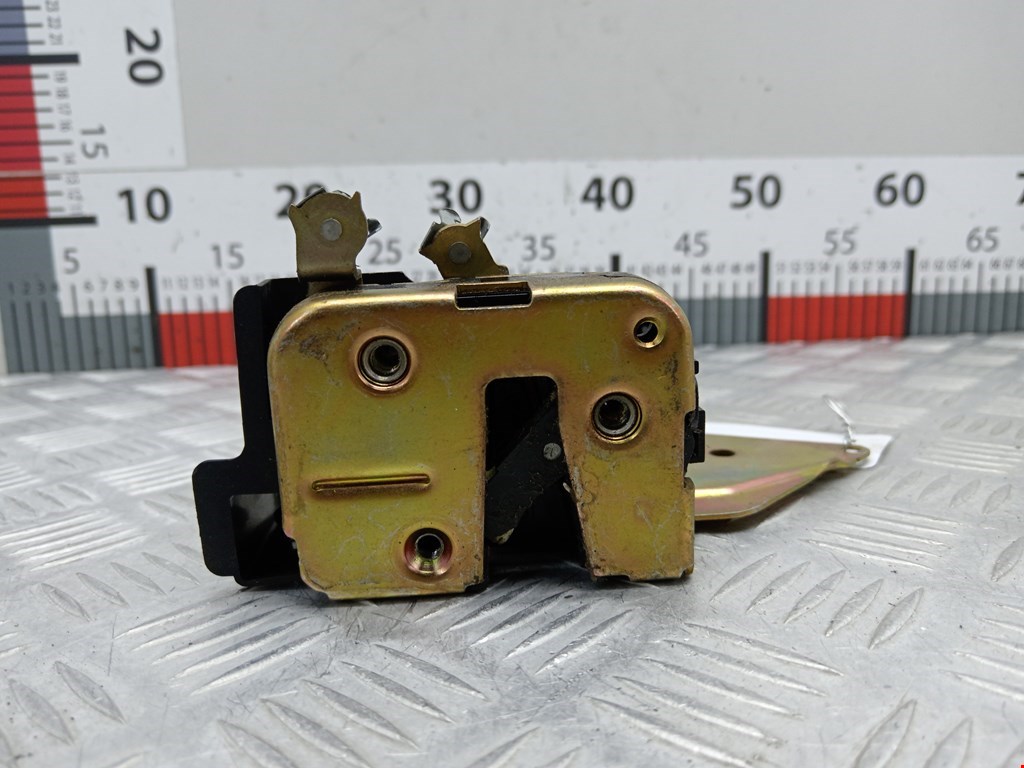 Замок двери передней правой MITSUBISHI Space Star 1999-2006