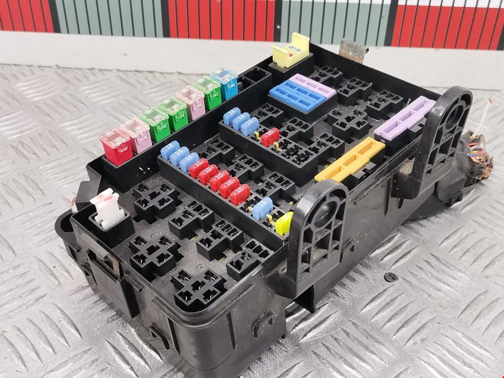 Датчик уровня в бачок омывателя HYUNDAI Terracan 2001-2006