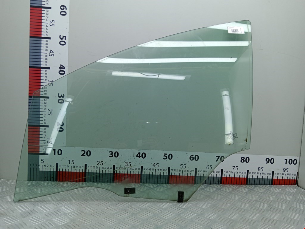 Стекло двери переднее левое CITROEN C4 I 2004-2014