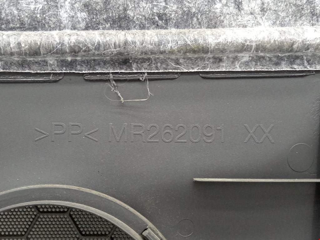 Обшивка двери задняя левая MITSUBISHI Space Star 1999-2006