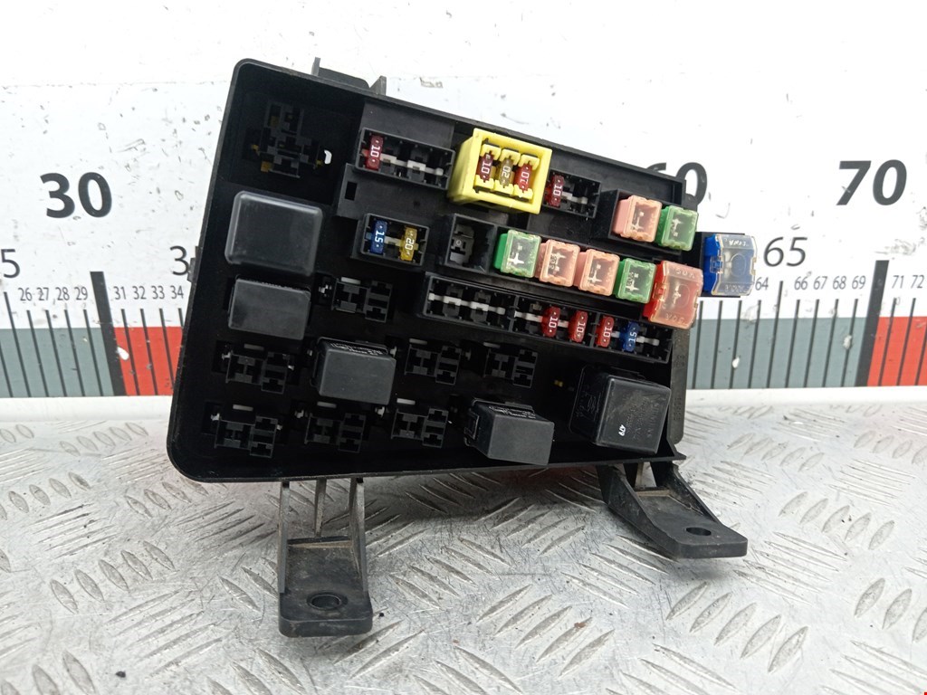 Датчик уровня в бачок омывателя MITSUBISHI Space Star 1999-2006