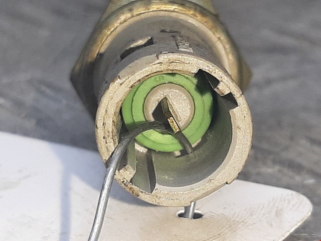 Датчик давления масла RENAULT Megane II 2002-2009