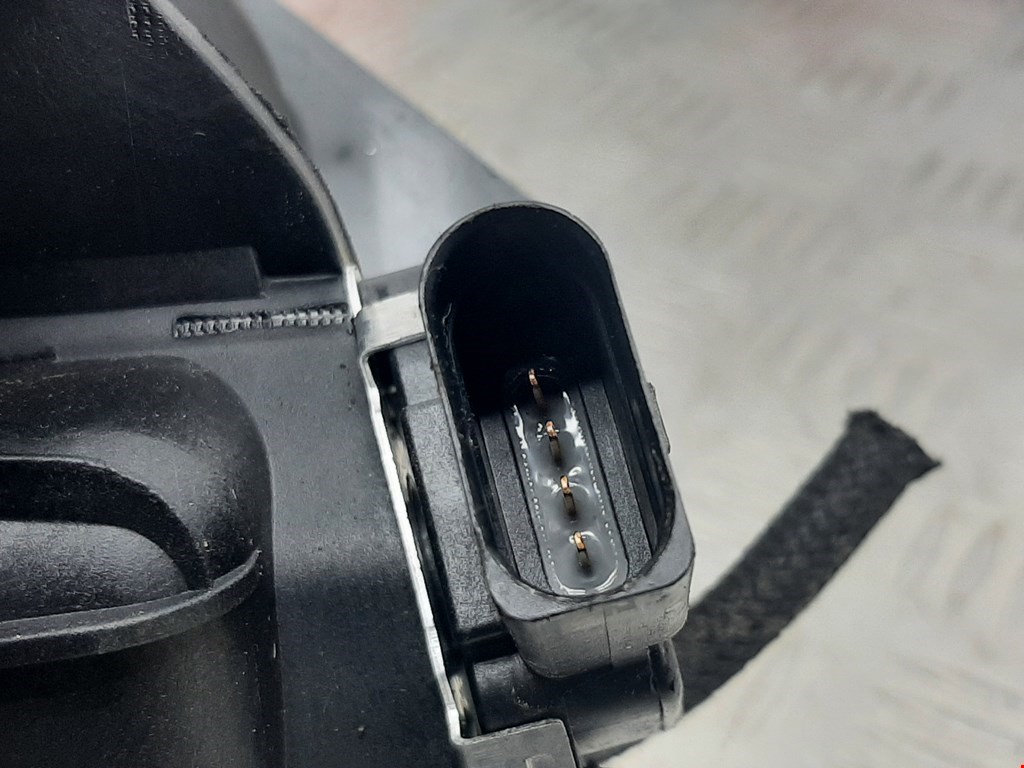 Коллектор впускной VOLKSWAGEN Lupo 1999-2005