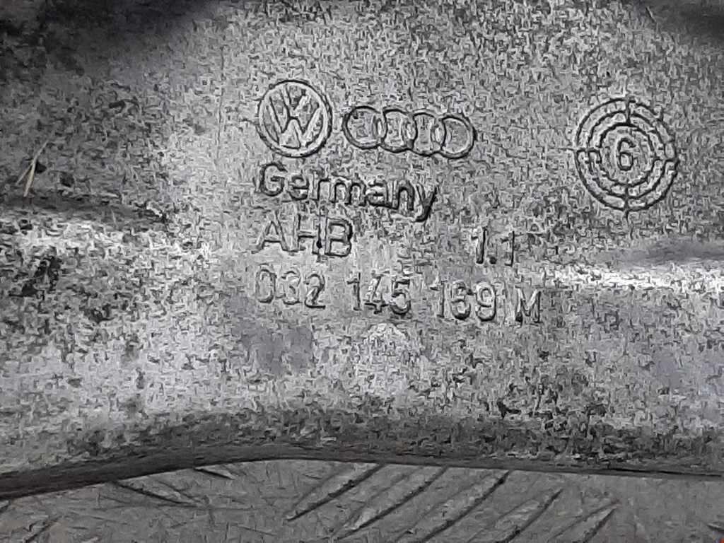 Кронштейн генератора VOLKSWAGEN Lupo 1999-2005