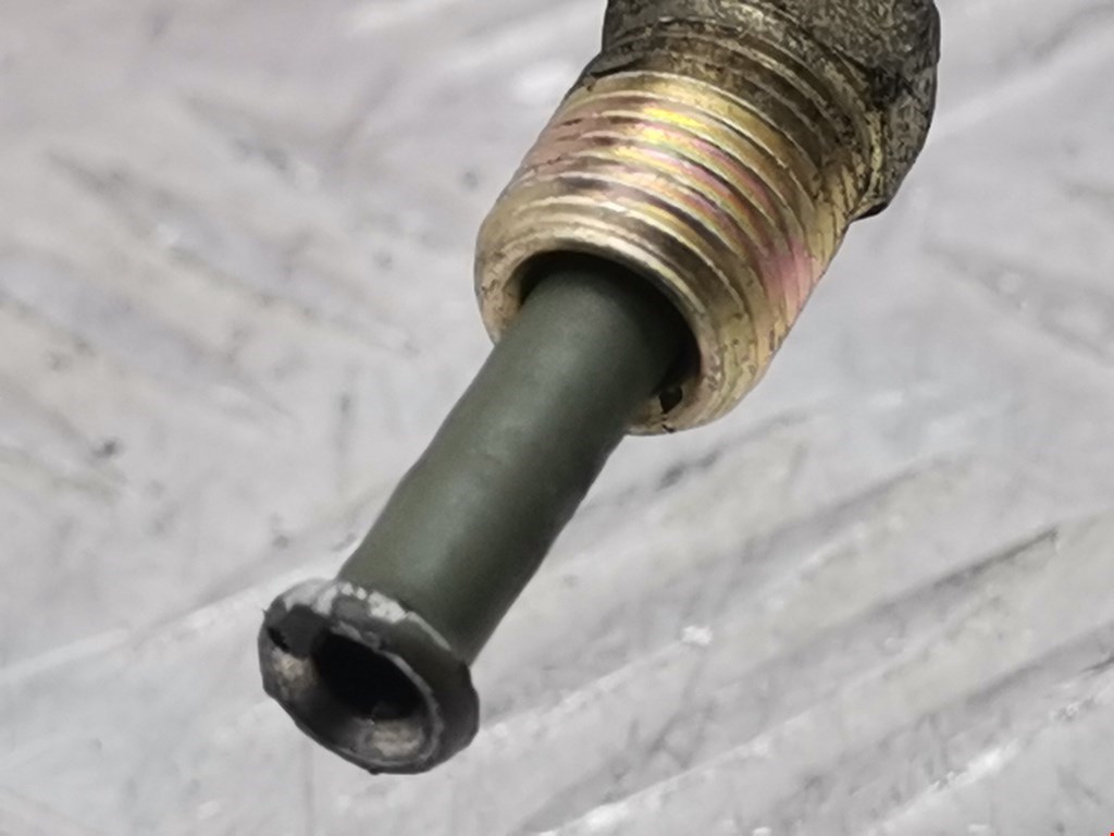 Трубка цилиндра сцепления MAZDA 626 GE 1992-1997