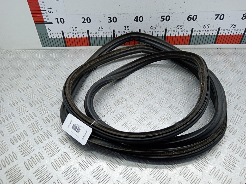 Уплотнитель (наружный) OPEL Meriva A 2003-2010