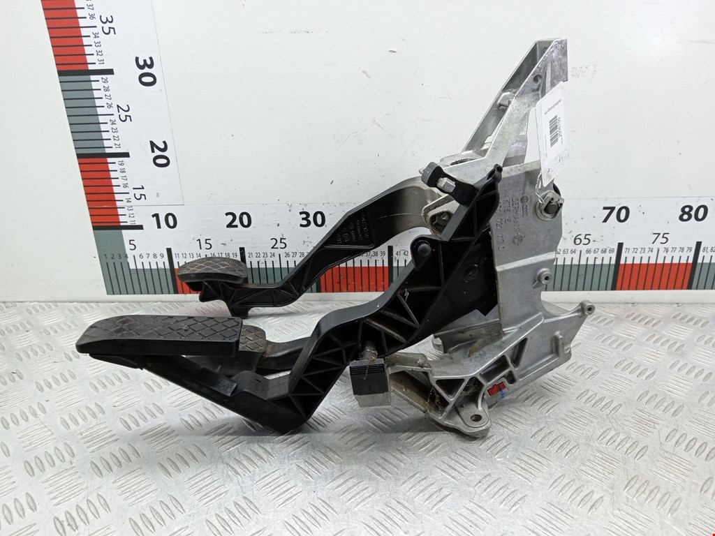 Блок педалей (педальный узел) AUDI A4 B5 1995-2001