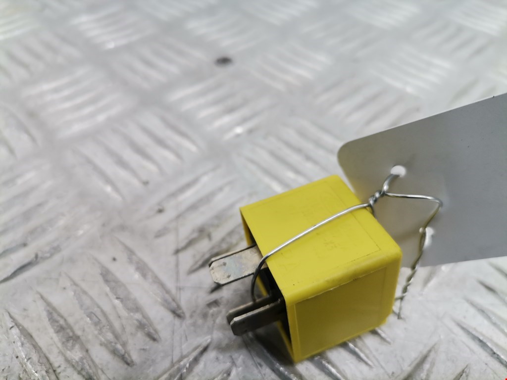 Реле FORD Fiesta 1995-2001