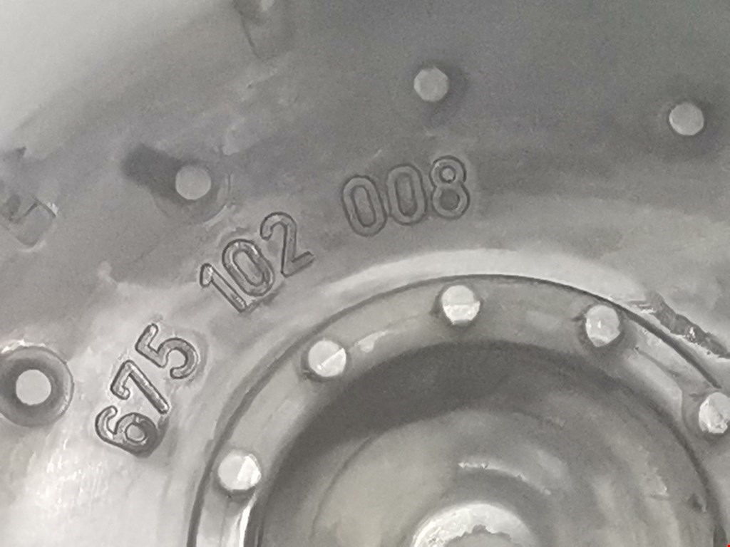 Крышка масляного фильтра VOLKSWAGEN Touran 2003-2010