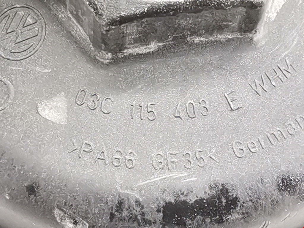 Крышка масляного фильтра VOLKSWAGEN Touran 2003-2010