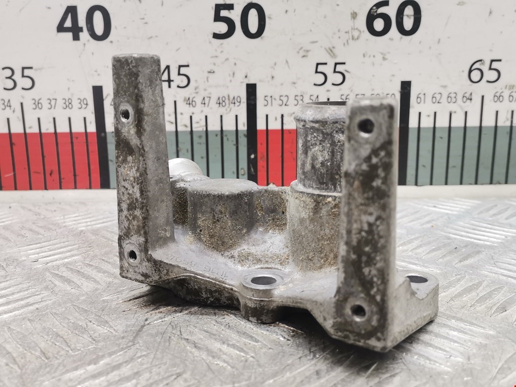 Тройник системы охлаждения FORD Focus I 1998-2005