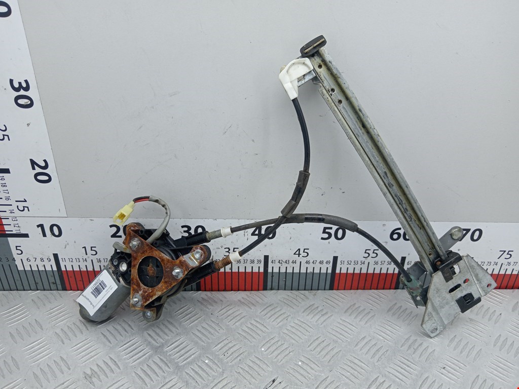 Стеклоподъемник задний левый MAZDA 626 GE 1992-1997