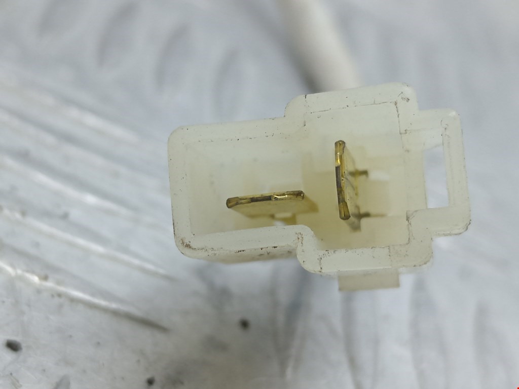 Замок двери задней левой MAZDA 626 GE 1992-1997