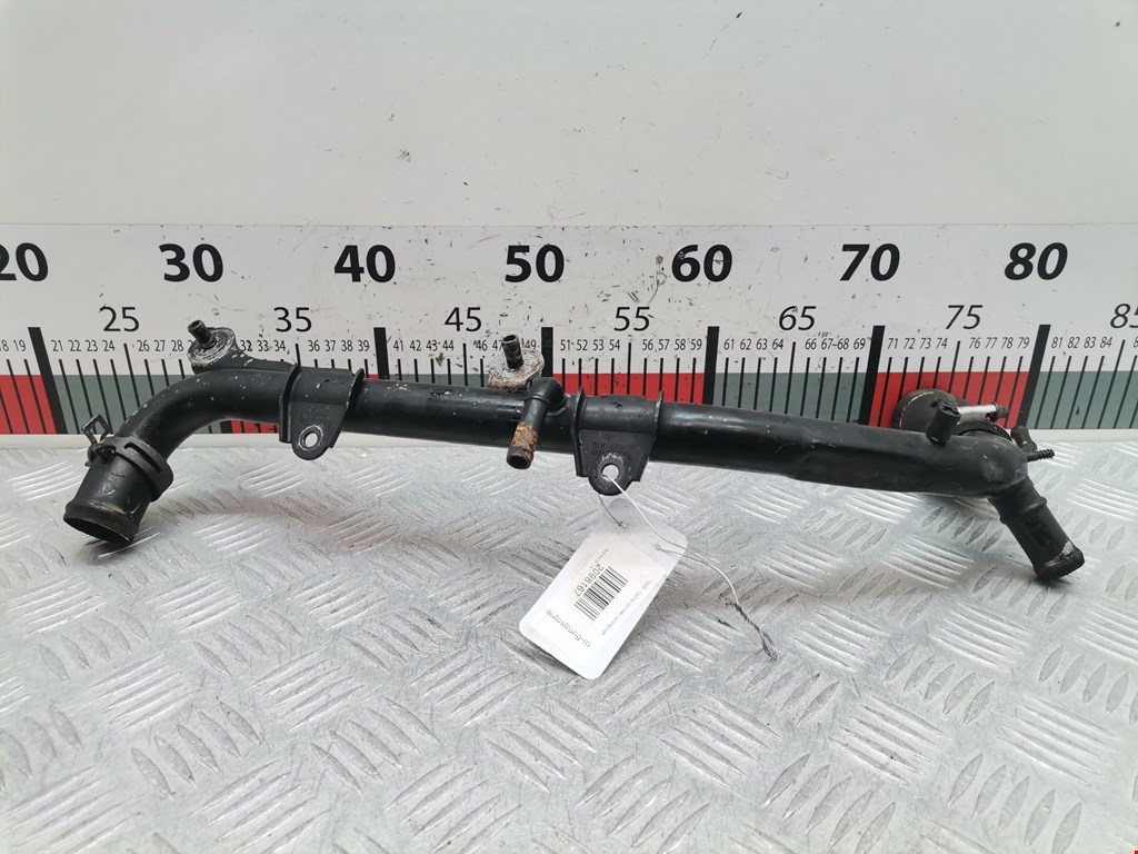 Патрубок AUDI A4 B5 1995-2001