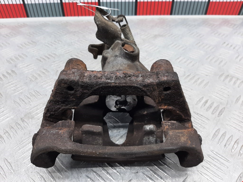 Суппорт задний правый Ford Mondeo 3 (2000-2007)