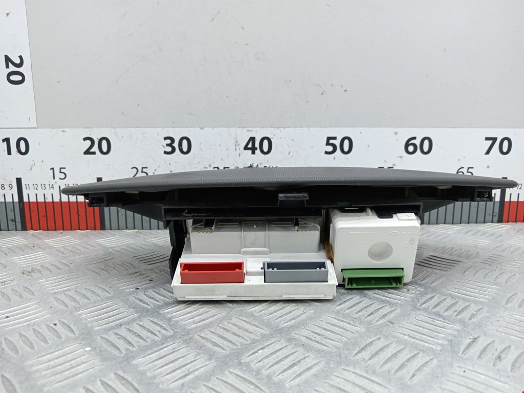 Дисплей информационный (компьютера) RENAULT Laguna 2001-2007