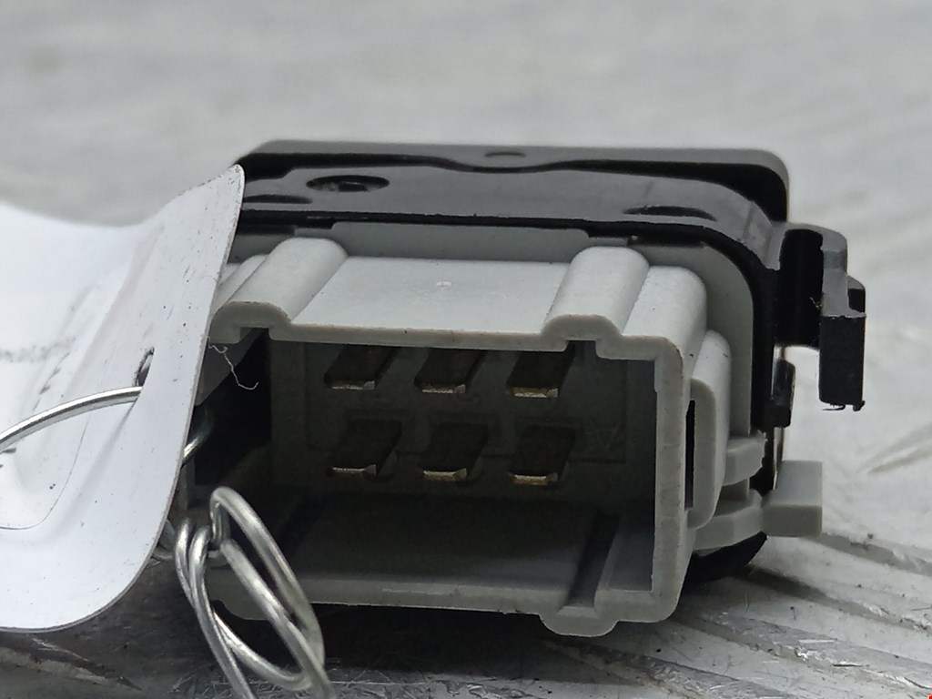 Кнопка антипробуксовочной системы RENAULT Laguna 2001-2007