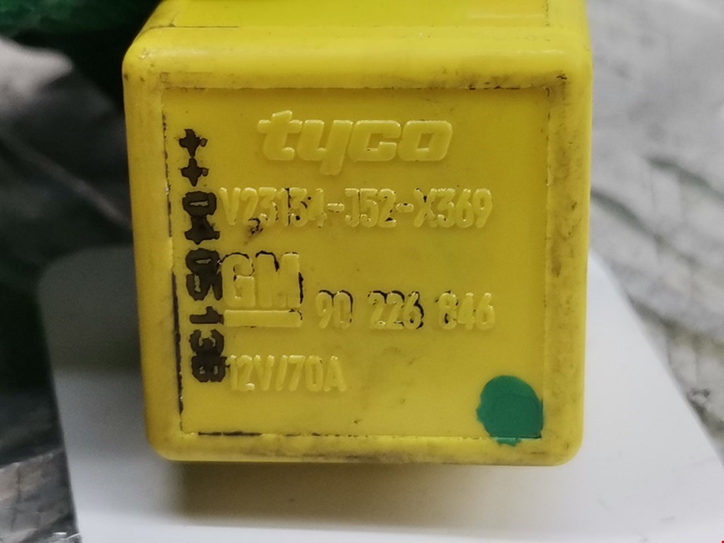 Реле OPEL Zafira B 2005-2012