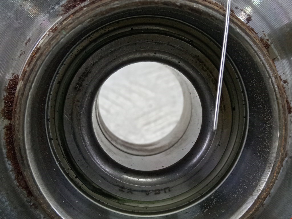 Ступица задняя левая/правая MAZDA 626 GE 1992-1997