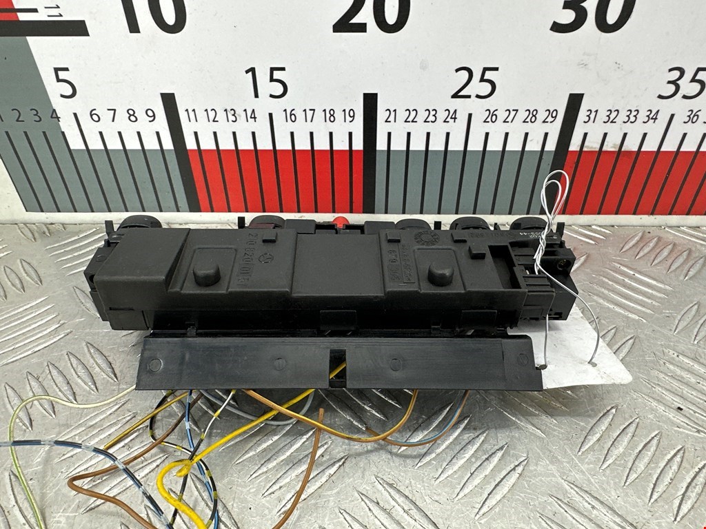 Блок кнопок MERCEDES-BENZ E-Class W210, S210 1995-2002