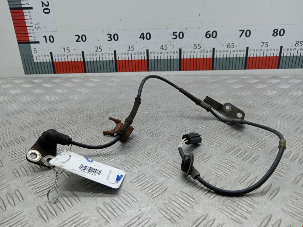 Датчик ABS передний Mazda 626 GE (1991-1997)