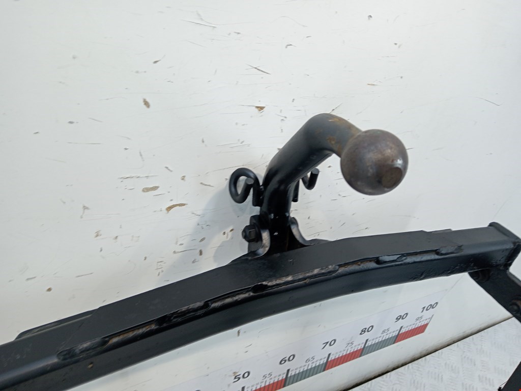 Фаркоп (прицепное устройство) RENAULT Laguna 1993-2000