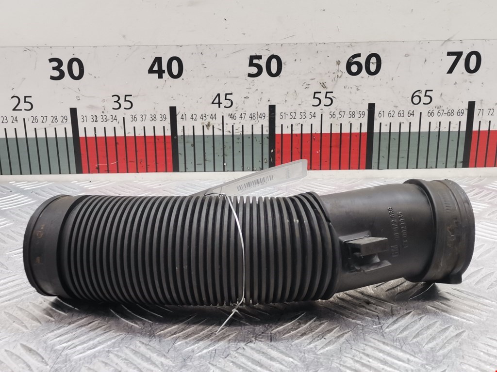 Патрубок воздушного фильтра OPEL Corsa C 2000-2006