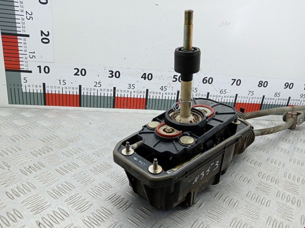 Кулиса (селектор) АКПП/МКПП в салоне VOLKSWAGEN Passat B5 1997-2005