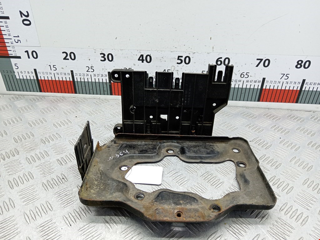 Крепление АКБ (корпус/подставка) OPEL Vectra Vectra B 1995-2002