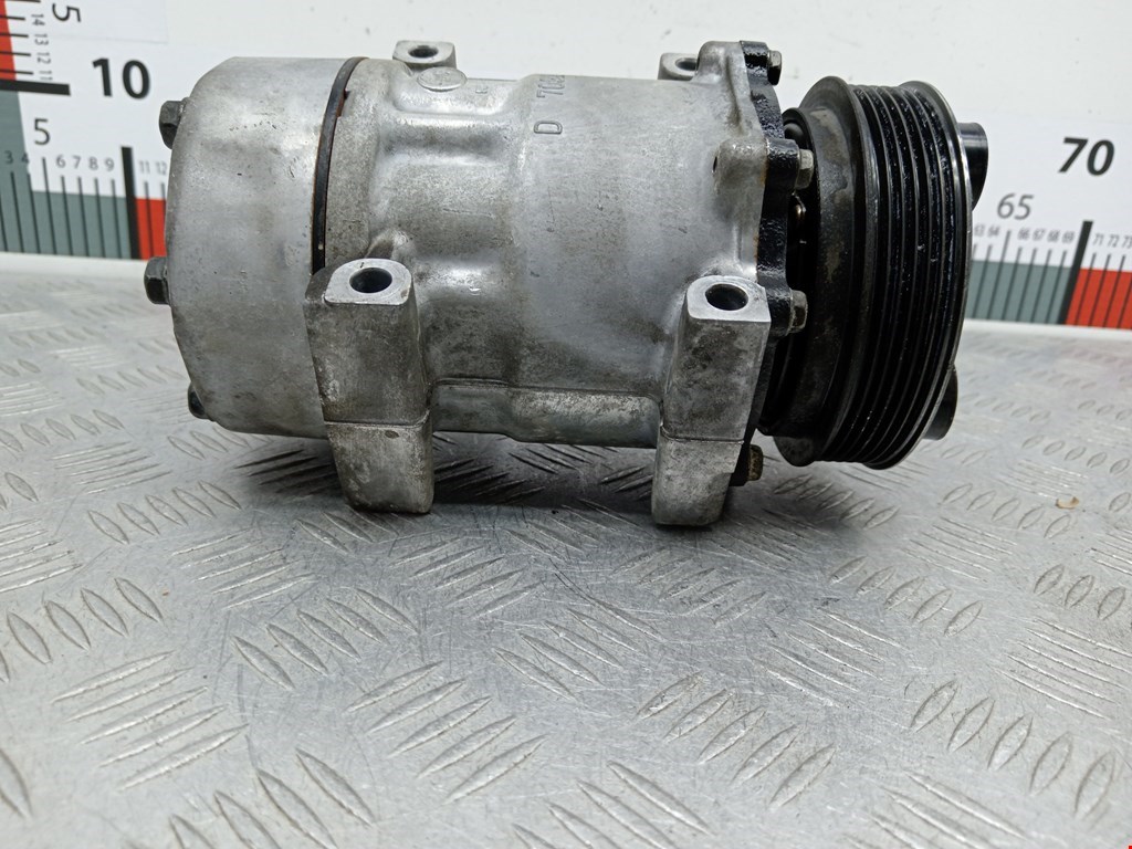 Компрессор кондиционера (системы кондиционирования) RENAULT Laguna 1993-2000