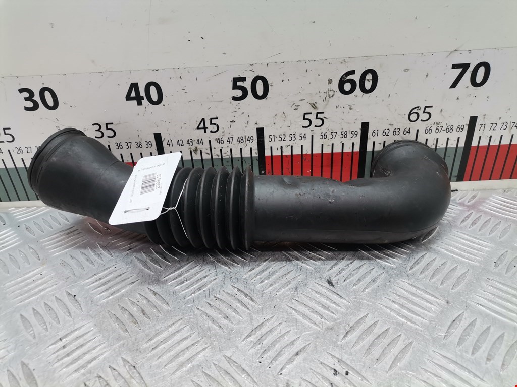 Патрубок воздушного фильтра FORD Fiesta 2001-2008