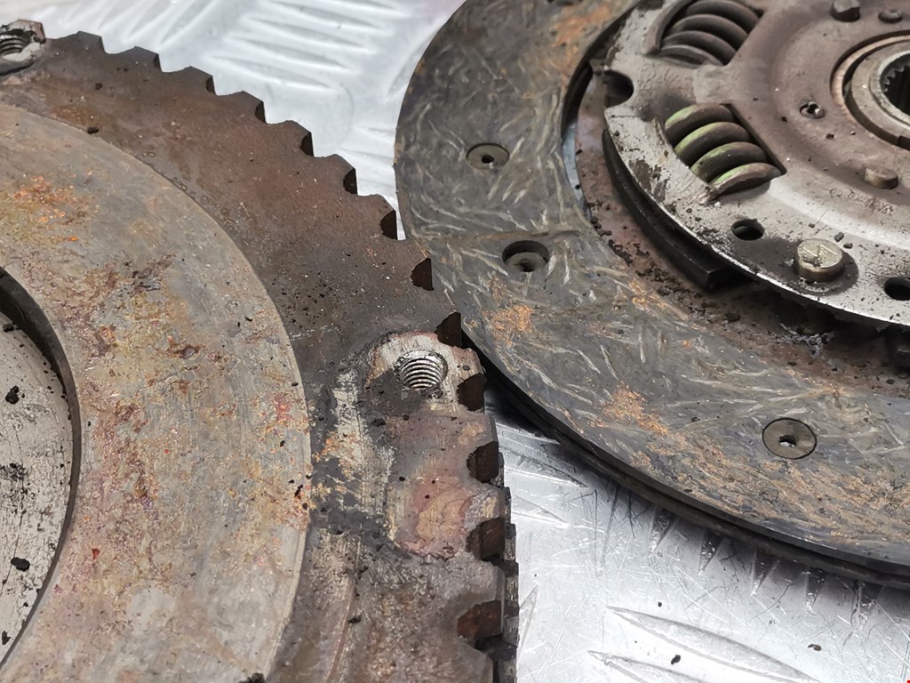 Маховик (демпфер сцепления) RENAULT Scenic I 1996-2003