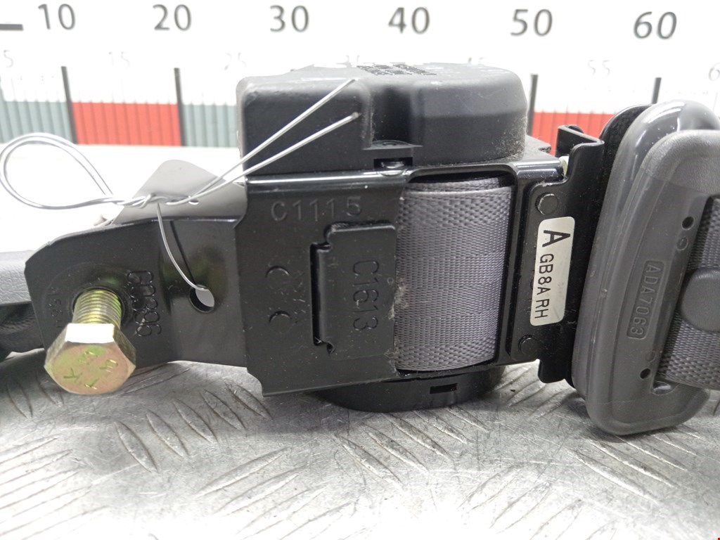 Ремень безопасности передний правый MAZDA 626 GE 1992-1997