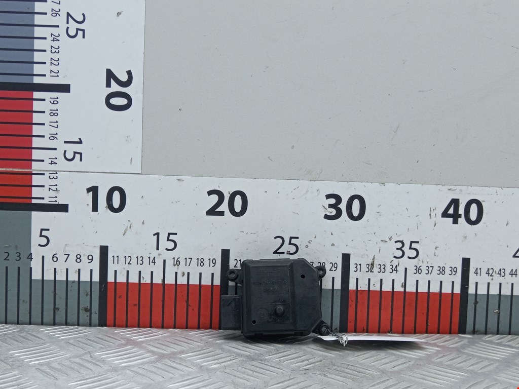 Моторчик заслонки печки OPEL Zafira B 2005-2012