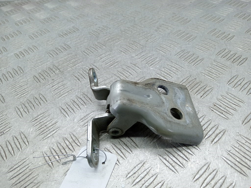 Петля двери передней правой Ford Fiesta 5 (2002-2008)