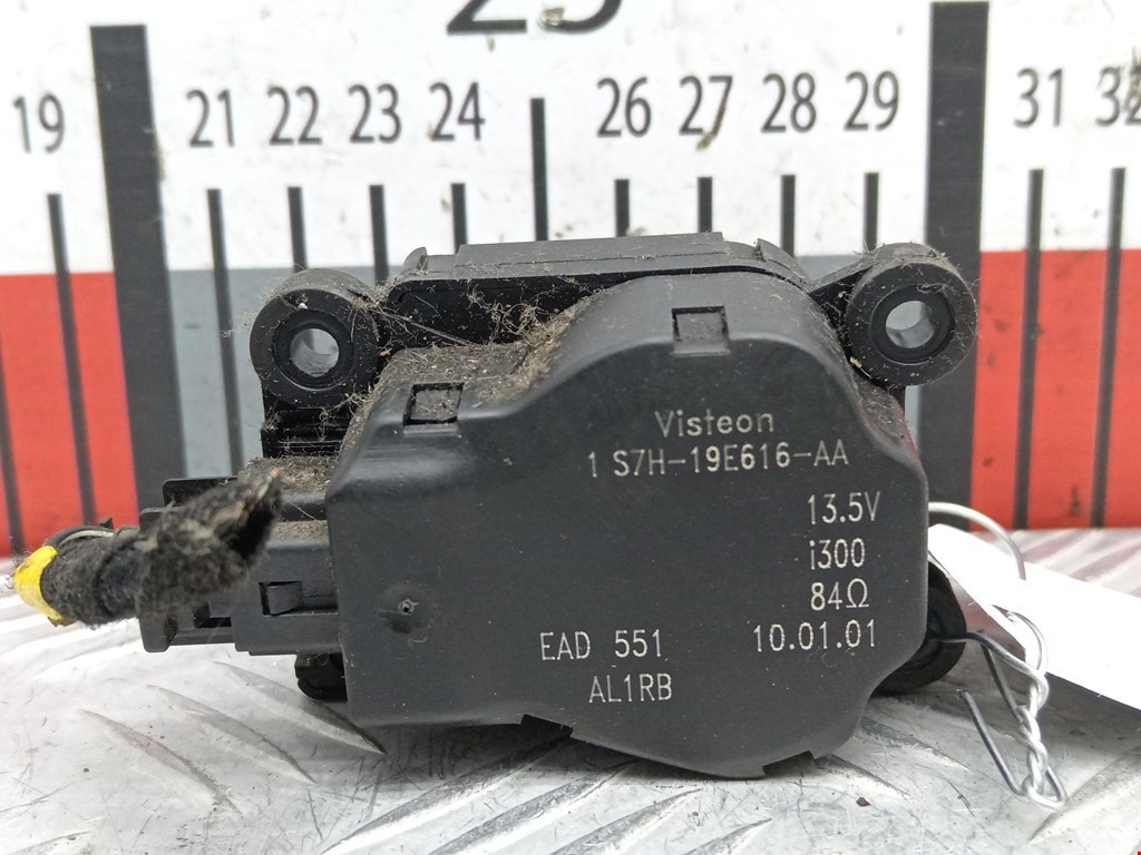 Моторчик заслонки печки FORD Mondeo III 2000-2007