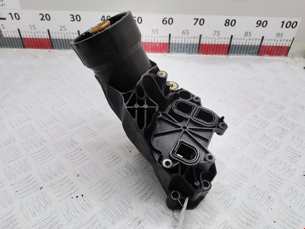 Корпус масляного фильтра AUDI A5 2007-2016