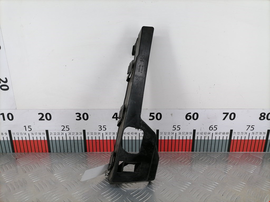 Кронштейн переднего бампера правый FORD Focus II 2005-2011