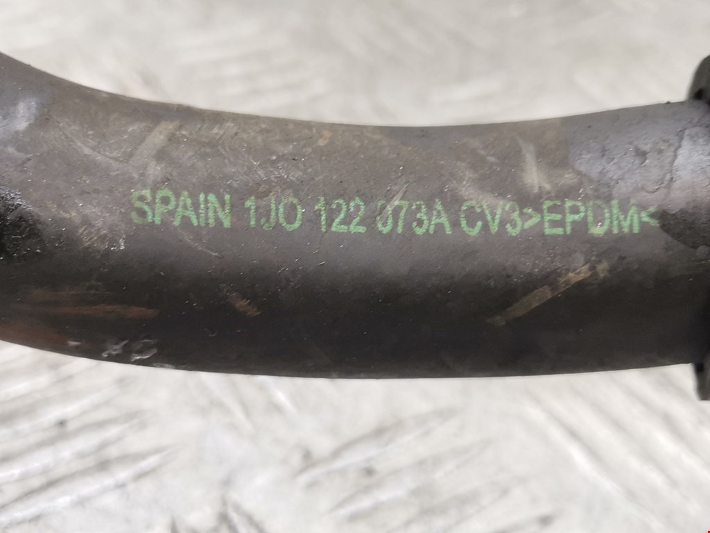 Патрубок VOLKSWAGEN Golf IV 1997-2003