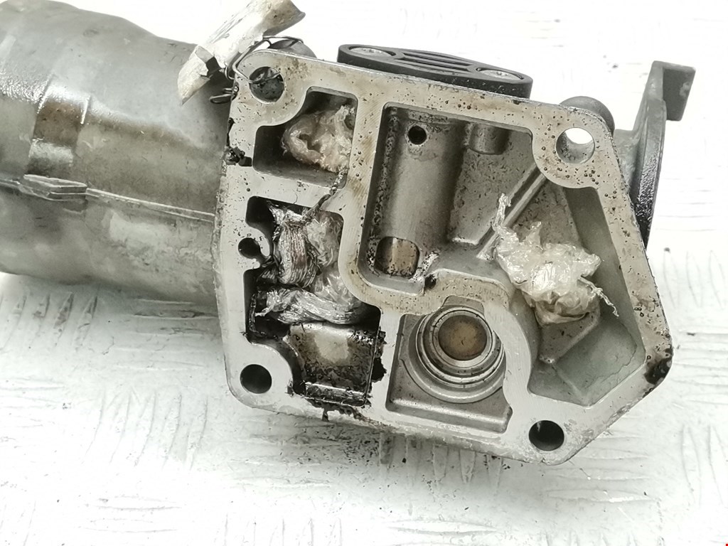 Корпус масляного фильтра VOLKSWAGEN Touran 2003-2010