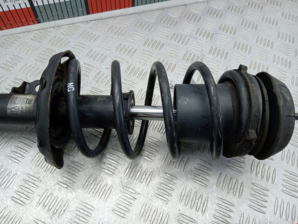 Амортизатор передний правый OPEL Corsa C 2000-2006