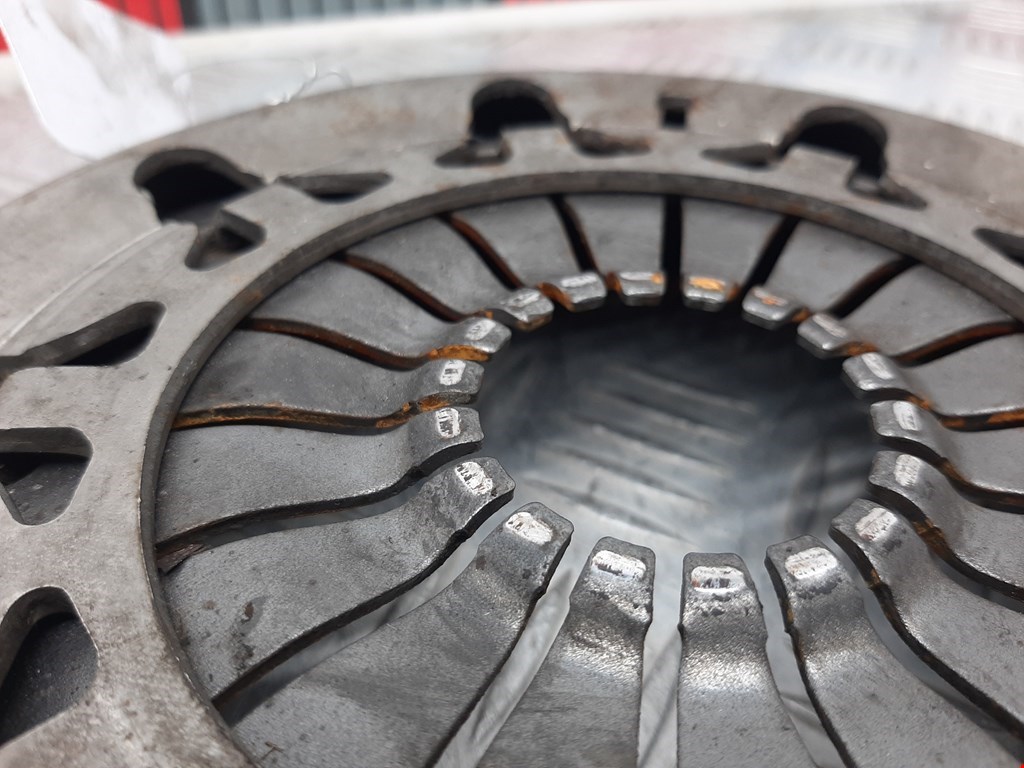 Маховик (демпфер сцепления) FORD Focus I 1998-2005