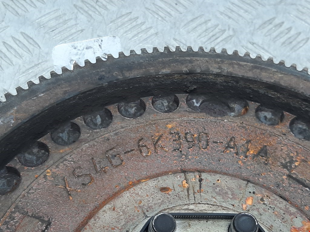 Маховик (демпфер сцепления) FORD Focus I 1998-2005