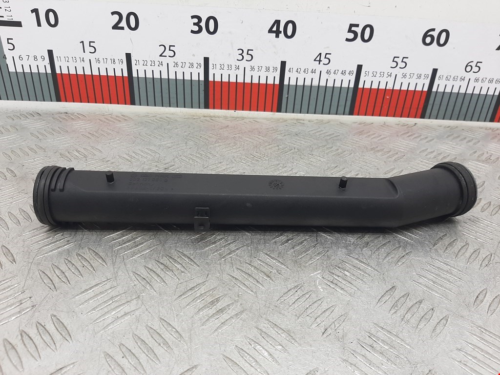 Патрубок VOLKSWAGEN Polo III 1994-2001