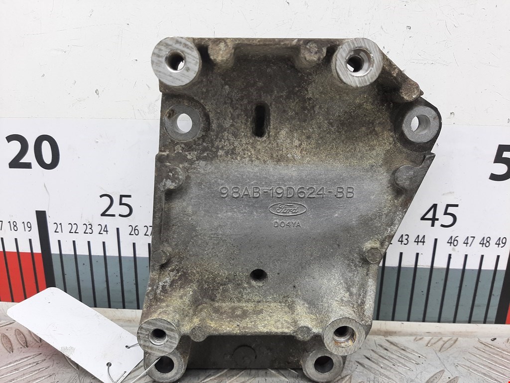 Кронштейн кондиционера FORD Focus I 1998-2005