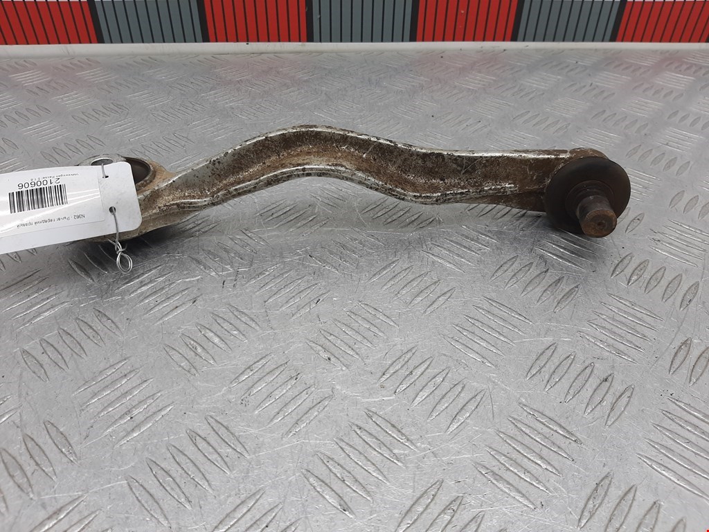 Рычаг передний правый VOLKSWAGEN Passat B5 1997-2005