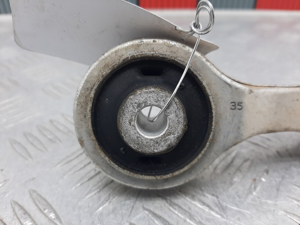 Рычаг передний правый VOLKSWAGEN Passat B5 1997-2005