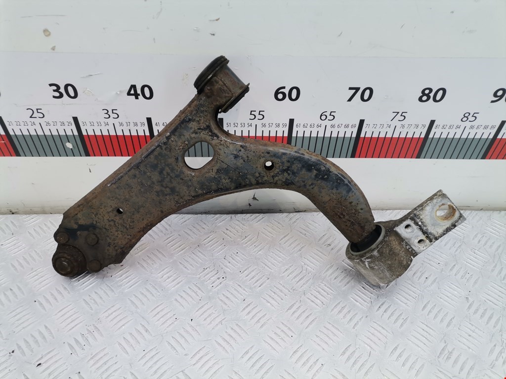 Рычаг передний правый FORD Fiesta 2001-2008