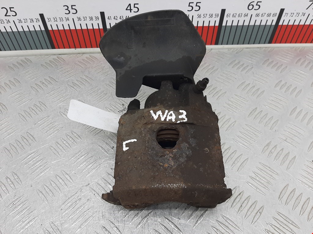 Суппорт передний левый VOLKSWAGEN Polo III 1994-2001